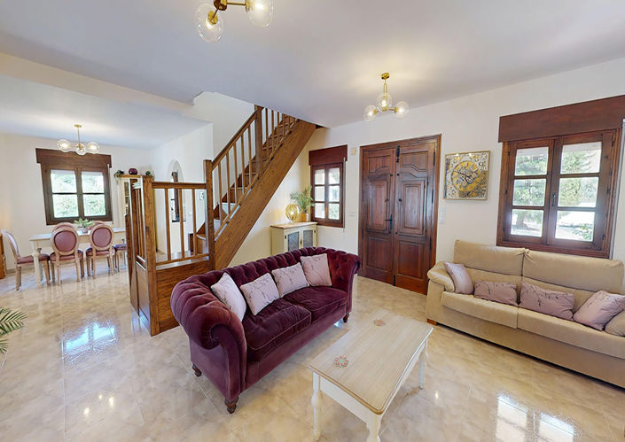 Image No.3-3 Bed Villa for sale