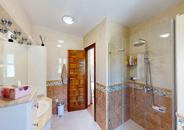 Image No.32-3 Bed Villa for sale