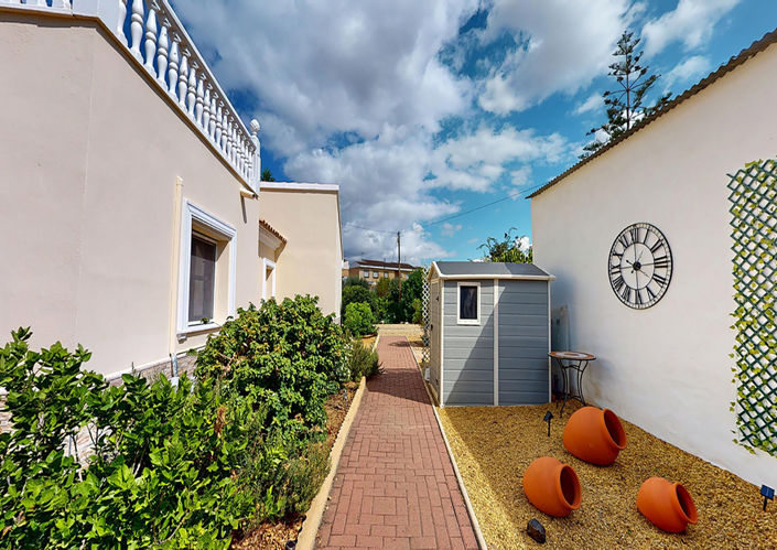 Image No.42-3 Bed Villa for sale