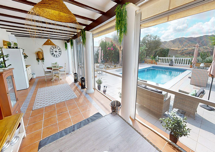 Image No.6-3 Bed Villa for sale