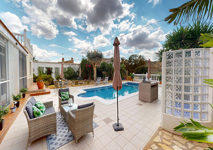 Image No.9-3 Bed Villa for sale