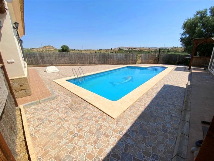 Image No.6-3 Bed Villa for sale