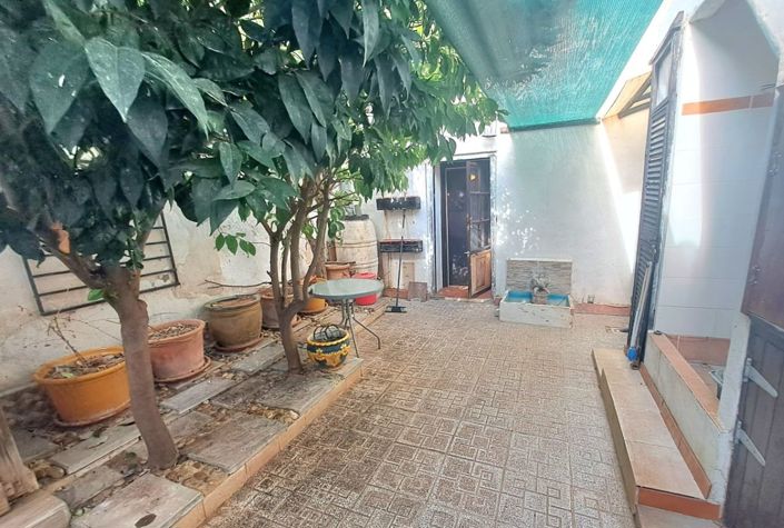 Image No.6-5 Bed Townhouse for sale