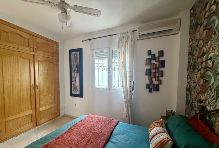 Image No.18-3 Bed Villa for sale