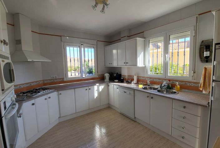 Image No.3-3 Bed Villa for sale