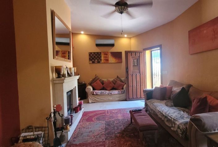 Image No.15-3 Bed Country House for sale