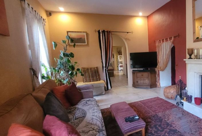 Image No.21-3 Bed Country House for sale