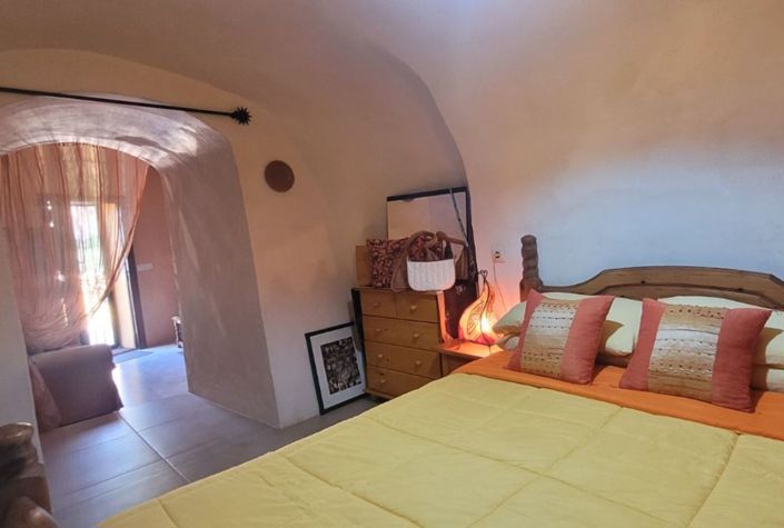 Image No.25-3 Bed Country House for sale