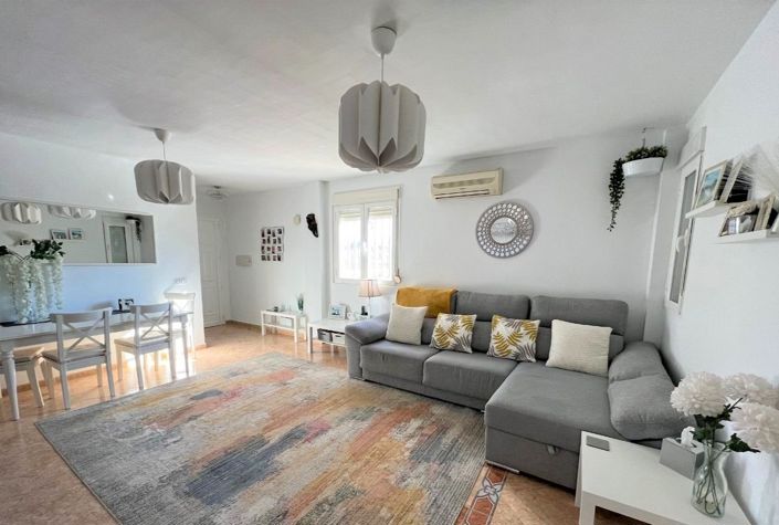 Image No.17-3 Bed Villa for sale