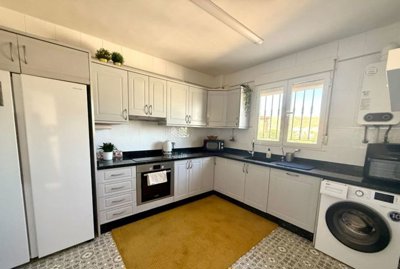 cfb2e3cd3ebf33bb2820f69a4c4403be68418