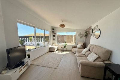 cfb2e3cd3ebf33bb2820f69a4c4403be43421