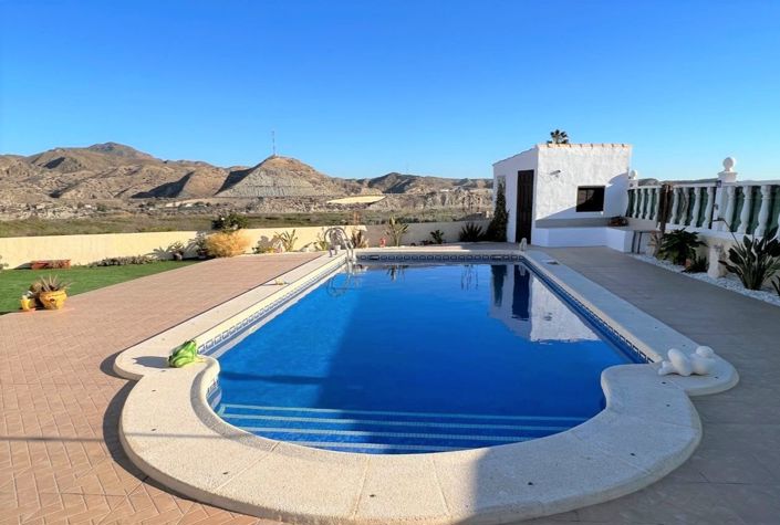 Image No.6-3 Bed Villa for sale