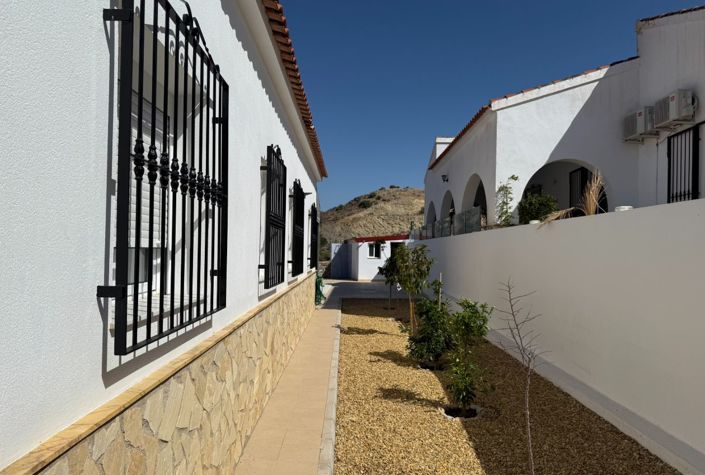 Image No.30-4 Bed Villa for sale