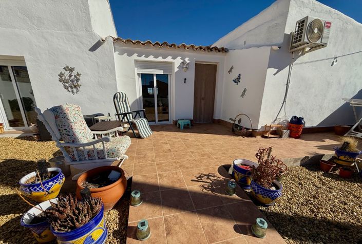 Image No.24-3 Bed Country House for sale