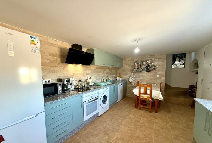 Image No.3-3 Bed Country House for sale