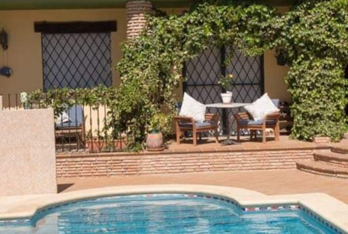 Image No.10-6 Bed Villa for sale