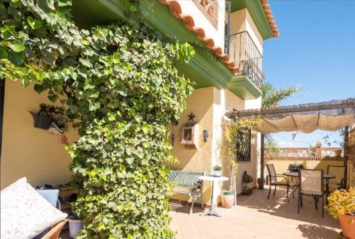 Image No.19-6 Bed Villa for sale