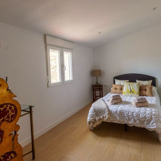 Image No.13-Maison de campagne de 8 chambres à vendre à Oria