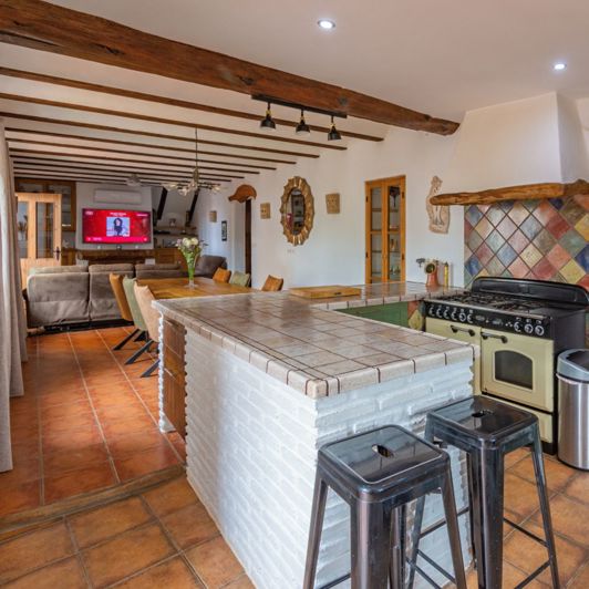 Image No.6-Maison de campagne de 8 chambres à vendre à Oria