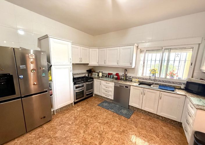 Image No.4-3 Bed Villa for sale