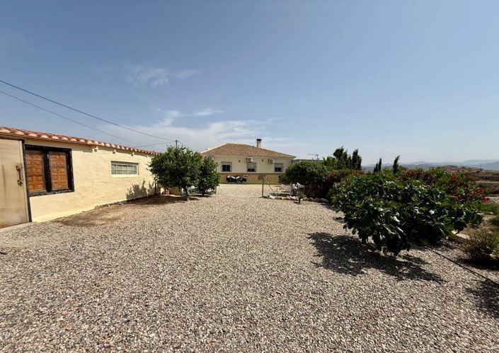 Image No.31-3 Bed Villa for sale