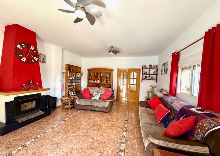 Image No.5-3 Bed Villa for sale