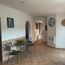 e151a67fd36d1181bbec517ac9040c5640452