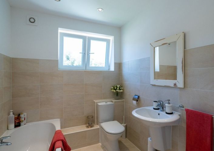 Image No.28-Villa / Détaché de 6 chambres à vendre à Iznájar