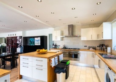 cfd3e85afc5ad411abf771510b3cfd0d64753