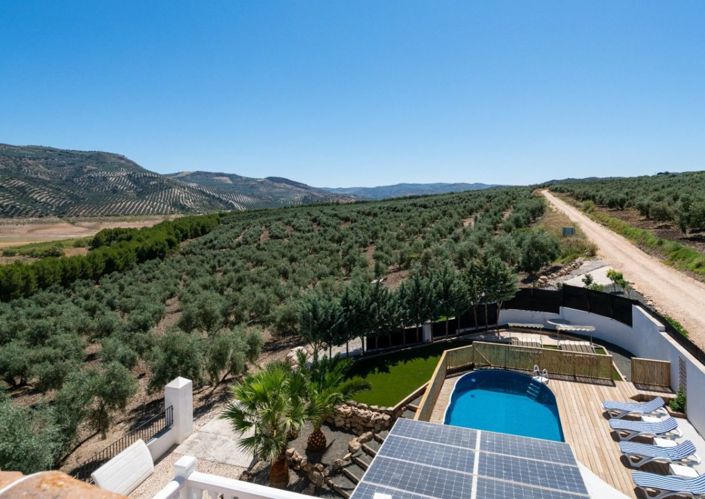 Image No.6-Villa / Détaché de 6 chambres à vendre à Iznájar