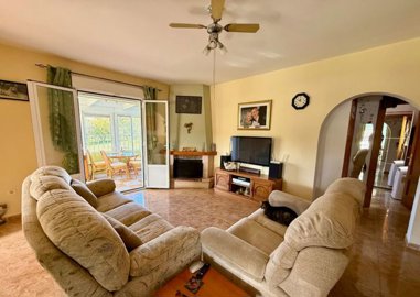 f2a4f57867c017b375883505d30c558b80943