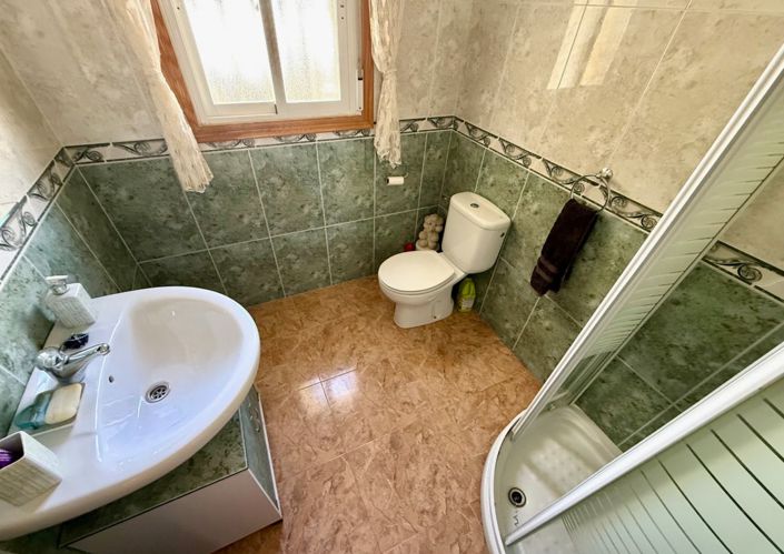 Image No.41-3 Bed Villa for sale