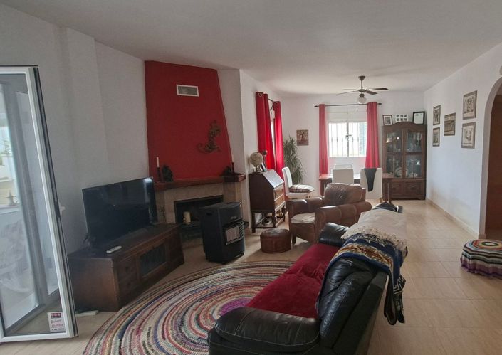 Image No.4-3 Bed Villa for sale