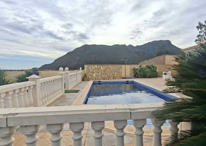 Image No.6-3 Bed Villa for sale