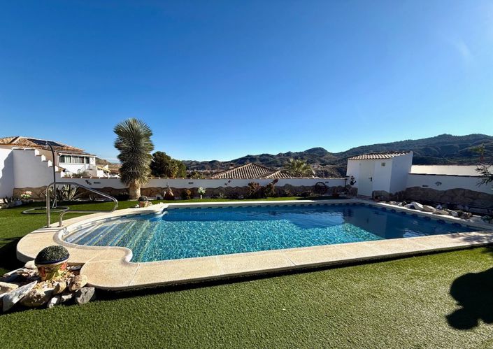 Image No.28-4 Bed Villa for sale