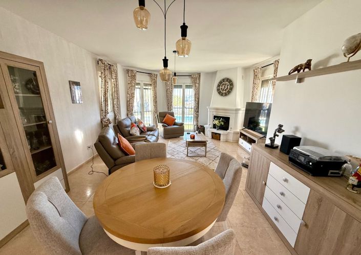 Image No.4-4 Bed Villa for sale