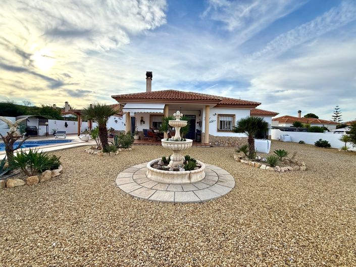 Image No.14-3 Bed Villa for sale