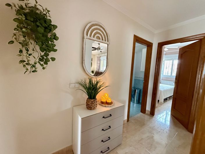 Image No.33-3 Bed Villa for sale