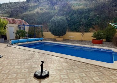 08ded7647e5c18ac78e47090a5c240d782403