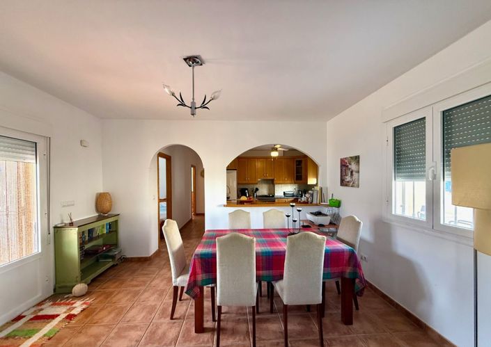 Image No.23-3 Bed Villa for sale