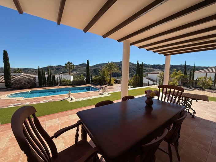 Image No.12-3 Bed Villa for sale