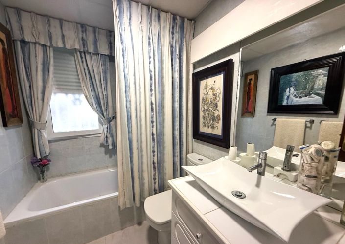 Image No.34-3 Bed Villa for sale