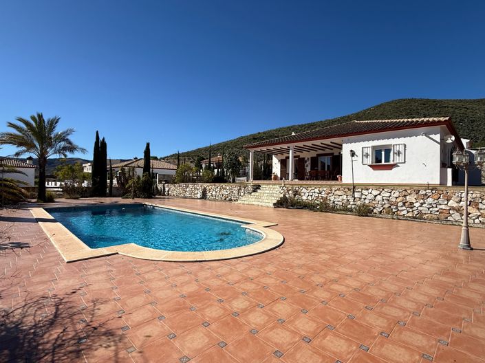 Image No.5-3 Bed Villa for sale