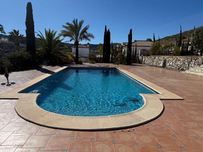 Image No.6-3 Bed Villa for sale