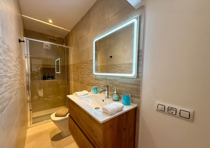 Image No.27-Maison de campagne de 4 chambres à vendre à Oria