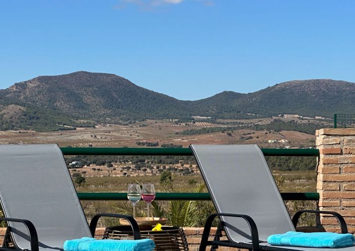 Image No.5-Maison de campagne de 4 chambres à vendre à Oria