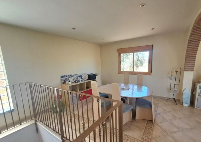 Image No.25-Maison de campagne de 6 chambres à vendre à Iznájar