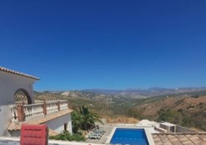 Image No.36-Maison de campagne de 6 chambres à vendre à Iznájar