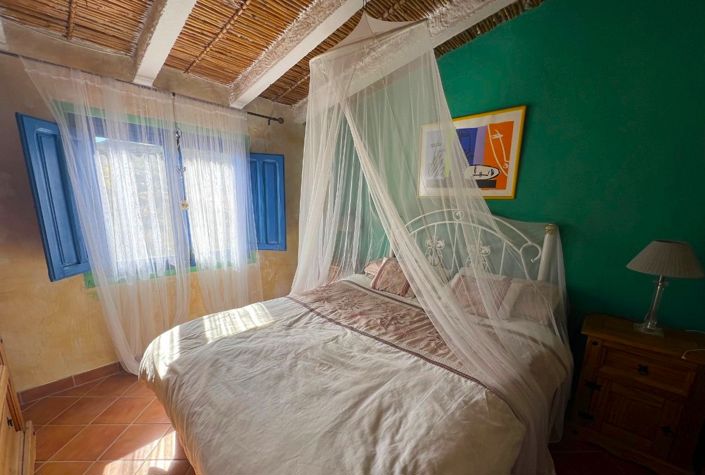 Image No.15-7 Bed Country House for sale