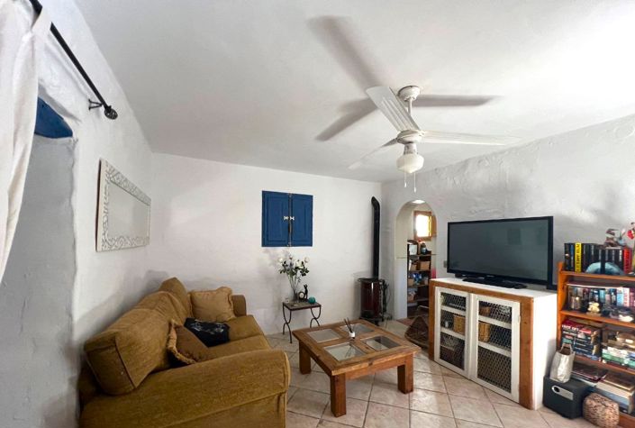 Image No.20-7 Bed Country House for sale